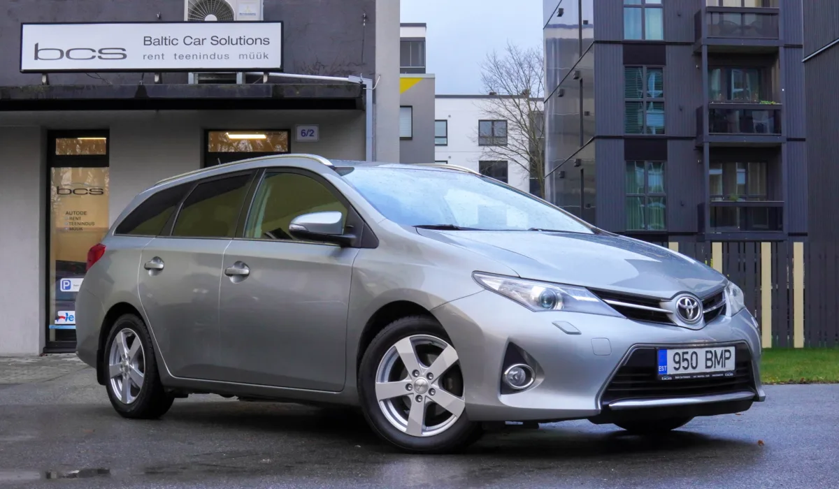 BCS_Auto_automüük_Toyota Auris